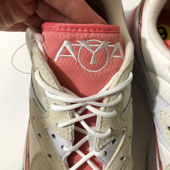 NEW Saucony Leather Suede Aya Peaches and Cream Sneakers 9 - Picture 5 of 14